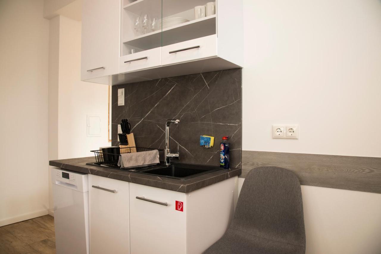 Schoene Ferienwohnung 78M2, 3 Schlafzimmer, 2 Baeder, Zentrumnah, 1Og Erfurt Exterior foto